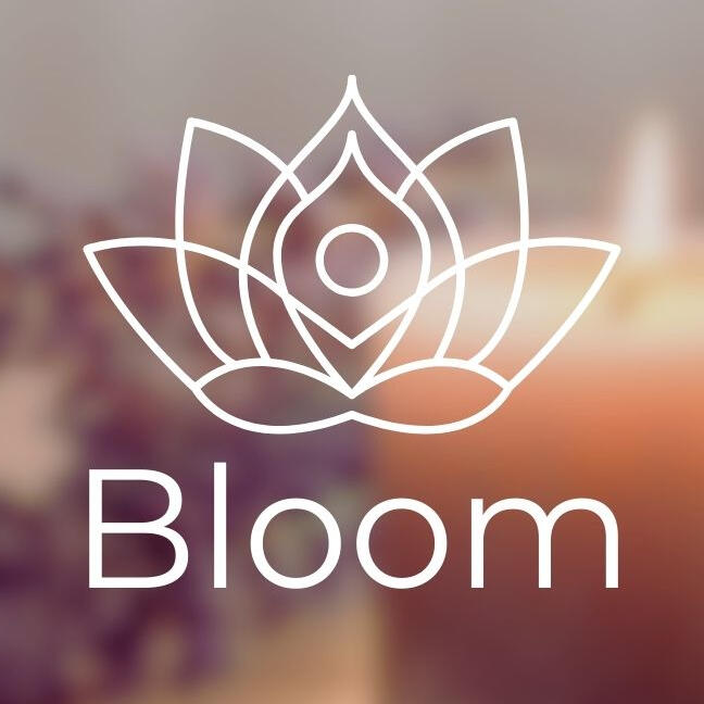 bloomyoga-logoinstagrampost